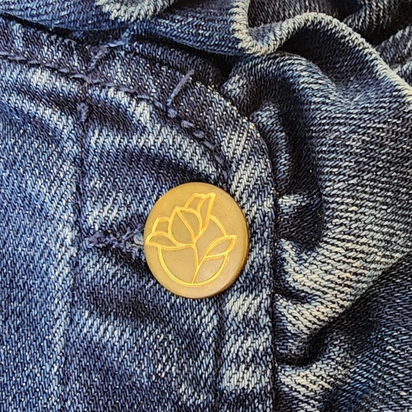 Draper James Blue Jean Jacket Ruffled Floral Buttons Spring Coat Denim - Picture 9 of 15